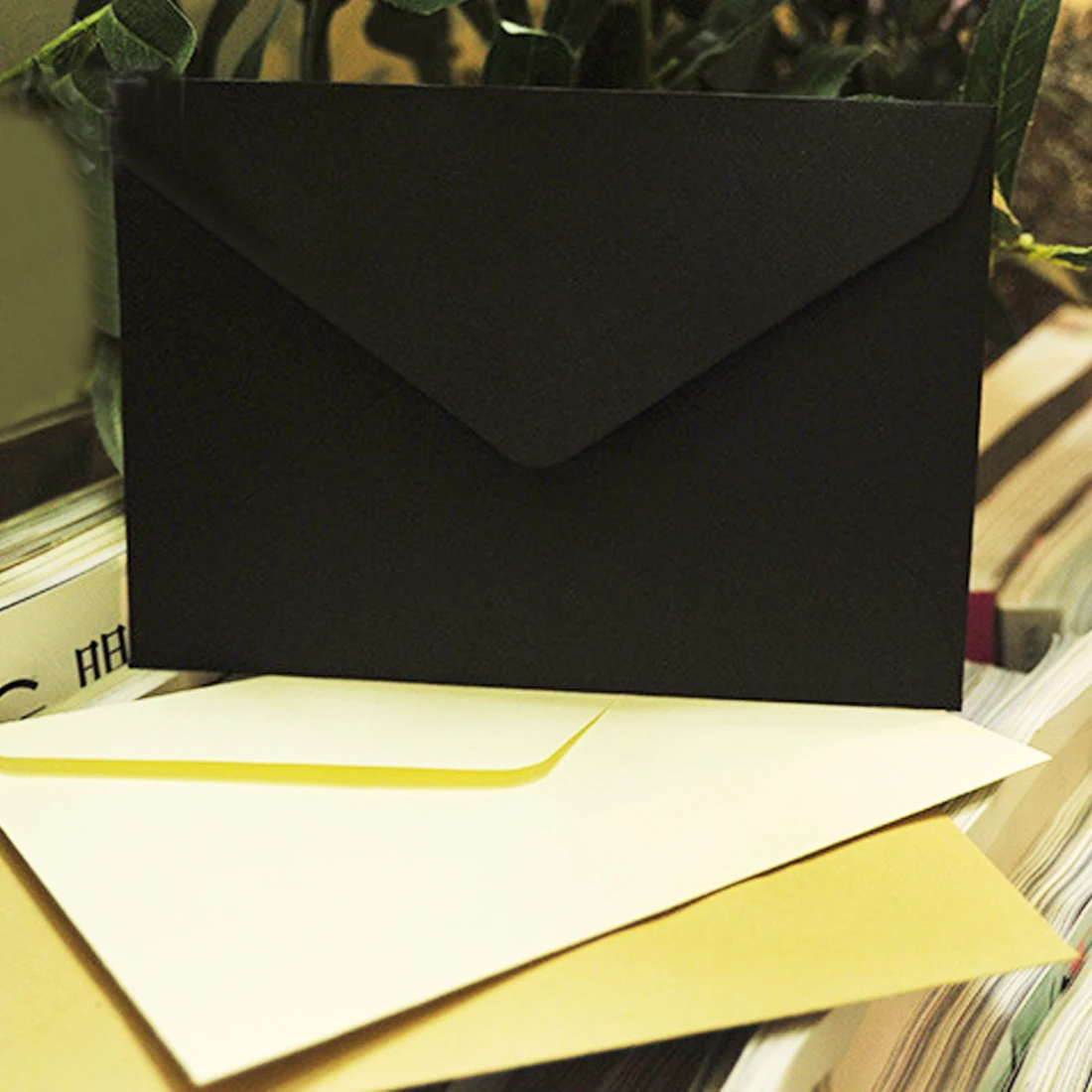 

FangNymph 20Pcs/Pack Retro Simple Paper Postcard Envelope The Envelopes For Invitations Kraft Paper Sobres Gift Envelope