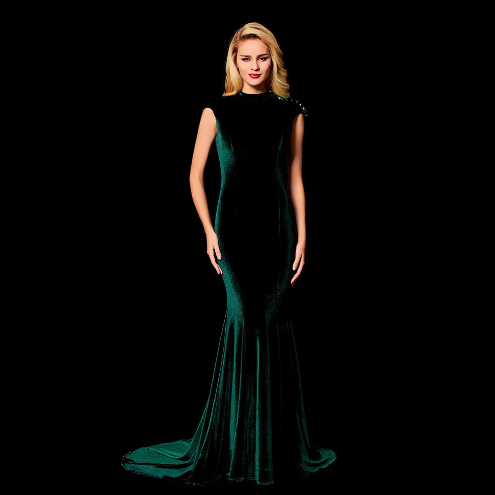 

JaneVini Vintage Green Velvet Long Mother of the Bride Dresses Mermaid High Neck Sequined Beaded Sweep Train Formal Evening Wear