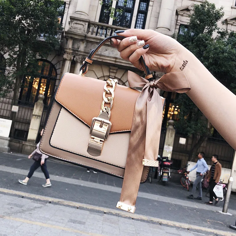 Kopen Dropshipping Nieuwe Designer Mini Kleine Vrouw Messenger Bag Vrouwen Schoudertas Grotere Zakken Vintage Pu Lederen Kleine Handtas Dames