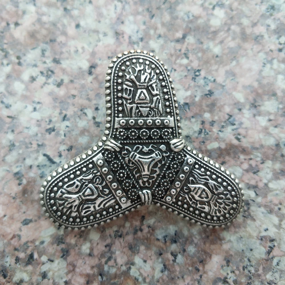 

Legendry Nordic Vikings Amulet fibula Brooches Viking brosch jewelry Talisman Brooches