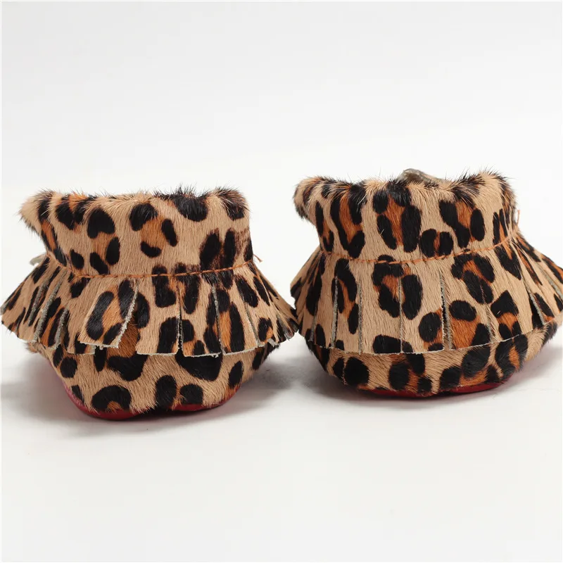 Обувь для малышей из натуральной кожи с леопардовым принтом; кожаные мокасины для малышей; обувь для мальчиков;