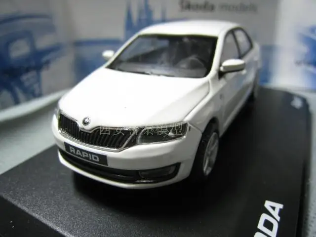 ABREX 1/43 масштабная модель автомобиля игрушки SKODA RAPLD литья под давлением металлическая модель автомобиля игрушка для коллекции, подарок, дети