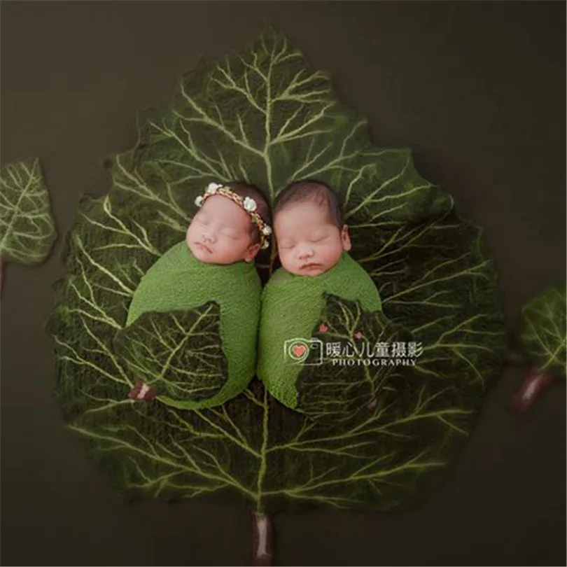 

Wool fluff merino Leaf layer Wool Felted blanket photo backdrop Newborn Photography Leaf blanket background