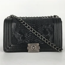 Diseñador de lujo Bolsos Mujer Bolsos Bolsa Pequeña Invierno Mujeres Cadenas Bolsas de Mensajero Crossbody Bolsos de Hombro de Cuero de LA PU de La Vendimia 8806