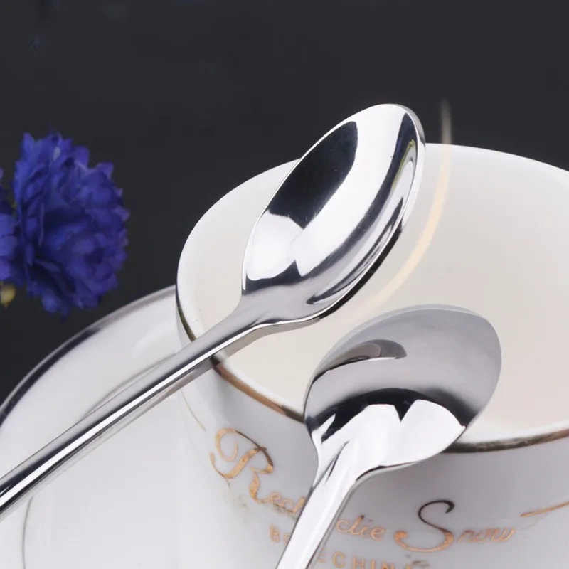 ice tea spoon. (4)