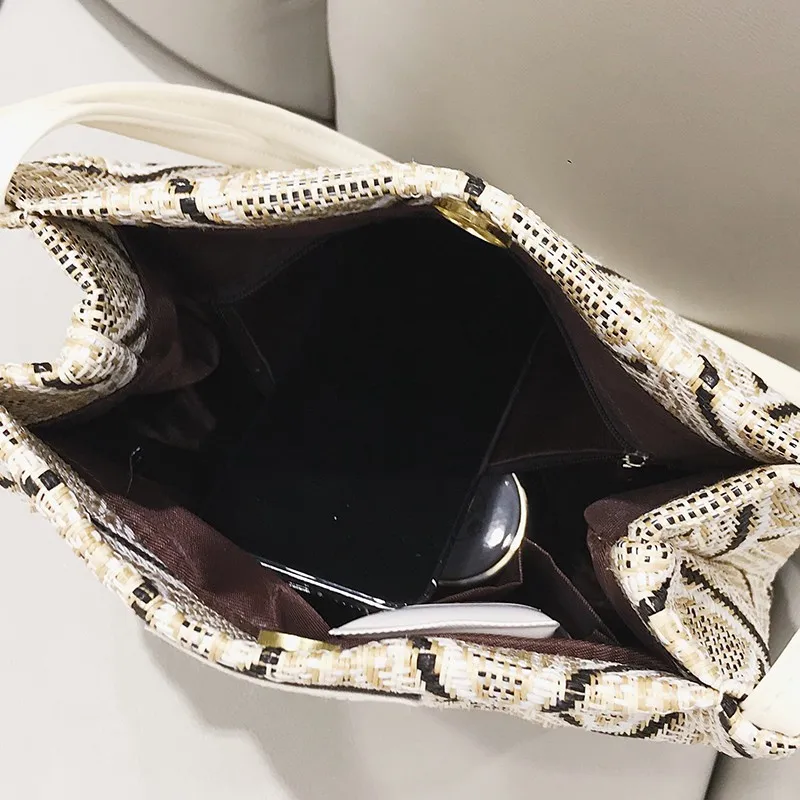 New Summer Beach Women Handbag INS Popular Female Casual Straw Bags Large Lady Travel Shoulder Bag Handmade Knitted Tote SS3344 (10)