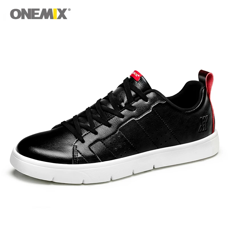 

2019 New Men skateboarding shoes Breathable Wear Resistant Shoes Comfortable Women Summer White Lace up Flat Snekaers size 35-46