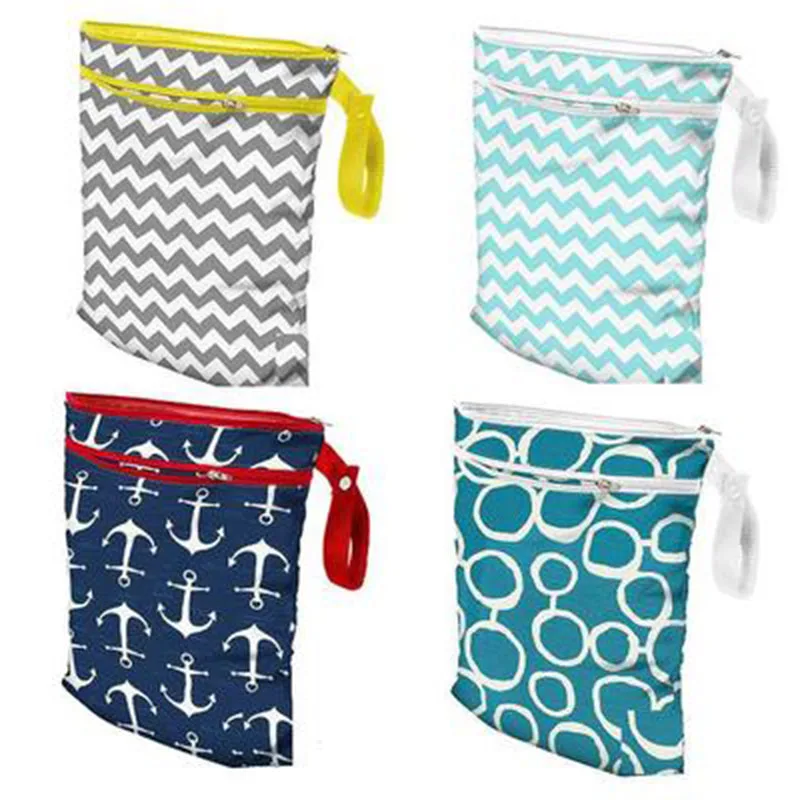 

New Fashion Cute Cartoon Striped Babys Diaper Bag Waterproof Travel Maternity Small Wet Bags For Double Zipper Mommy Bag 31*39CM