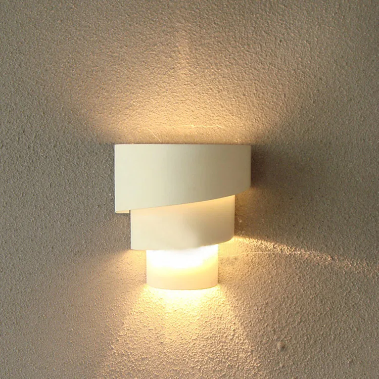 

New Arrival E27 Led Wall Lamp 3 Circle LED Light Metal Modern Home Decoration light For Bedroom/Dinning Room/Restroom 100-250V