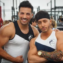 Фитнес Мужская майка ALPHALETE для мужчин s Бодибилдинг стрингерс майка Топы майка брендовая одежда рубашка без рукавов