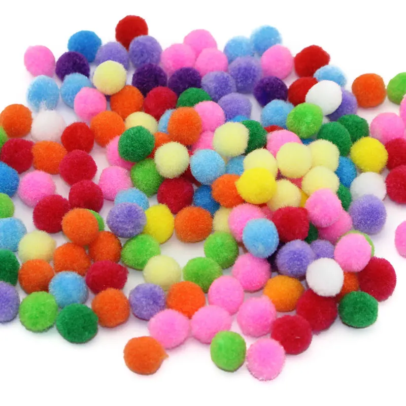 из мягких помпонов. шарики помпоны для рукоделия. помпоны пушистые для рукоделия. помпоны микс 10мм, 41шт. мягкие шарики для рукоделия.
