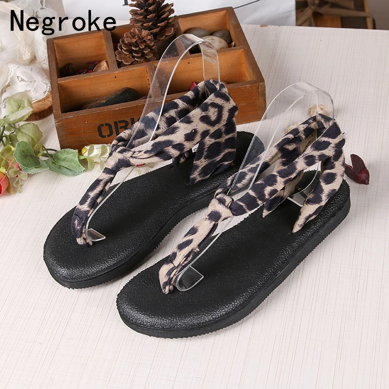 

Leopard Print Flat Heel Women Sandals 2019 Summer Thong Beach Shoes Woman Slides Sandals Female Sandles Flip Flops Plus Size