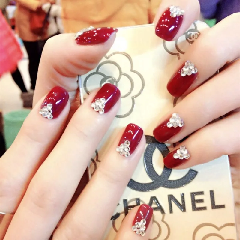 

NEW 24pcs Cool Red Noble Manicure 3D False Nails Pre-design Short Art Full Cover Nail Tips Plastic Fake Nails