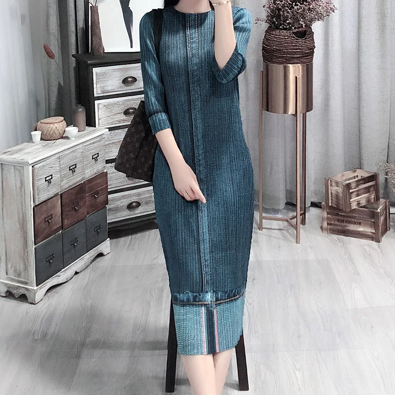 Changpleat осеннее Новое джинсовое платье с принтом Miyak Плиссированное эластичное облегающее платье с рукавом 3/4 и круглым вырезом прямое модное платье