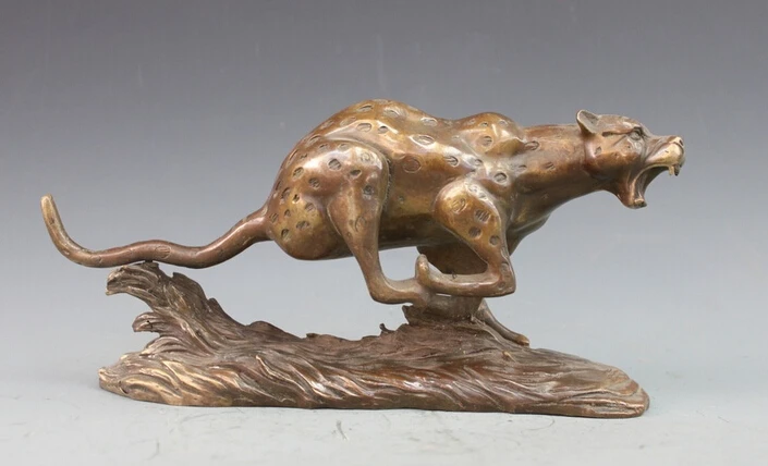 

China Folk Classical Bronze Ferocity Animal leopard panther Cheetah Statue Copper garden decoration Copper garden decoration