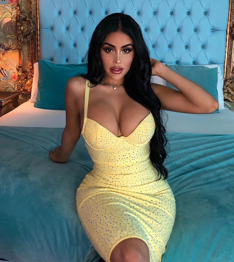 

2019 New Summer Bandage Dress Women V Neck Studded Sexy Bodycon Club Bead Dress Celebrity Party Dress