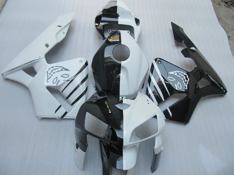 Литьевая форма для мотоцикла обтекатель Honda CBR600RR 2005 2006 черная фотография