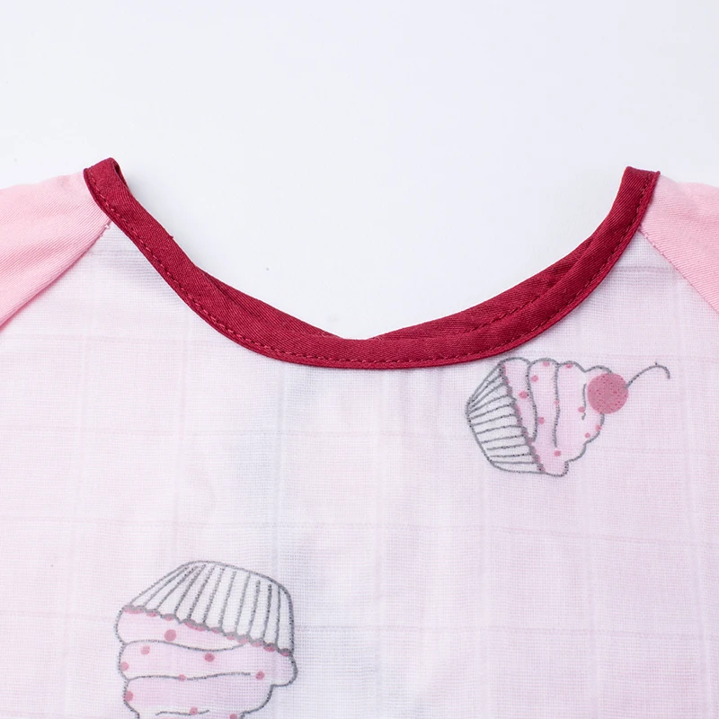 Toddler Baby apron Boy Girl Bibs Stuff children Eating bib Smock Long Sleeve cartoon Apron Reverse wear Cloths BMT032