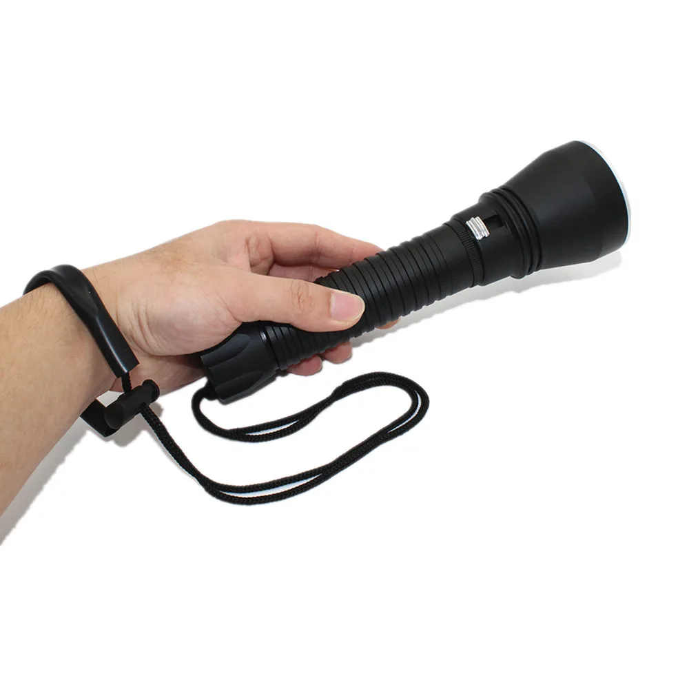 

KC fire DL0016B Outdoor strong light torch XHP70 2*26650 battery 4000LM stepless dimming highlight diving flashlight