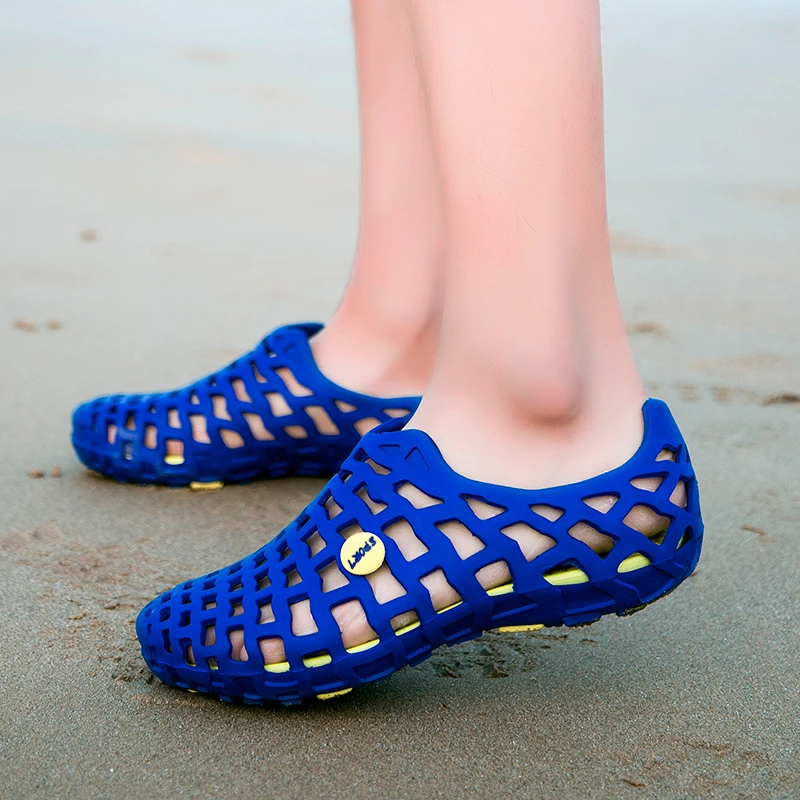 Bomlight/Новинка года; Летние повседневные мужские сандалии на полой подошве; Модные дышащие пляжные сандалии; пляжная обувь; водонепроницаемая обувь; шлепанцы