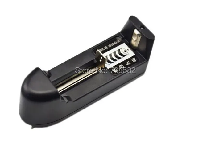 18650 CHARGER 03