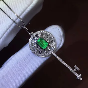 

Fine Jewelry Real 18K Gold AU750 G18K Key Natural Emerald Pendant Emearld Gold Diamond Pendant Gemstone Necklaces for Women