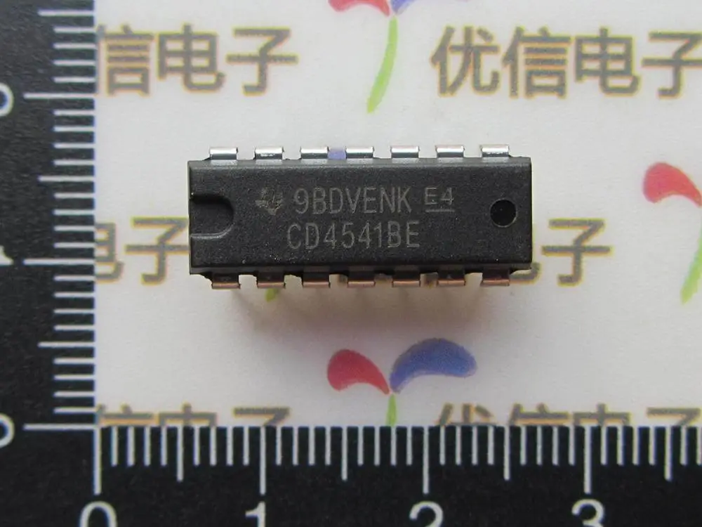 Line CD4541 / HEF4541 HCF4541 programmable oscillation timer DIP-14 - A1180 |