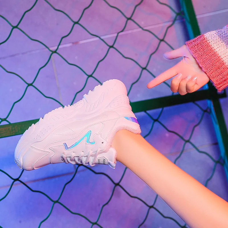 

New Fashion Warm Fur Women Shoes Ladies Sneakers Shoes Women Trainers High Platform Wedge Chunky Sneakers White Shoes Woman