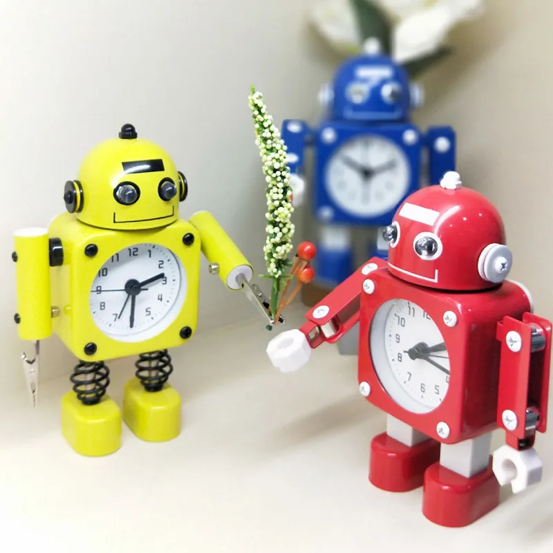 2018 New Creative Children Cartoon Robot Alarm Clocks for Student Personal Mute Metal Making Table Alarm Clocks Single-sided
