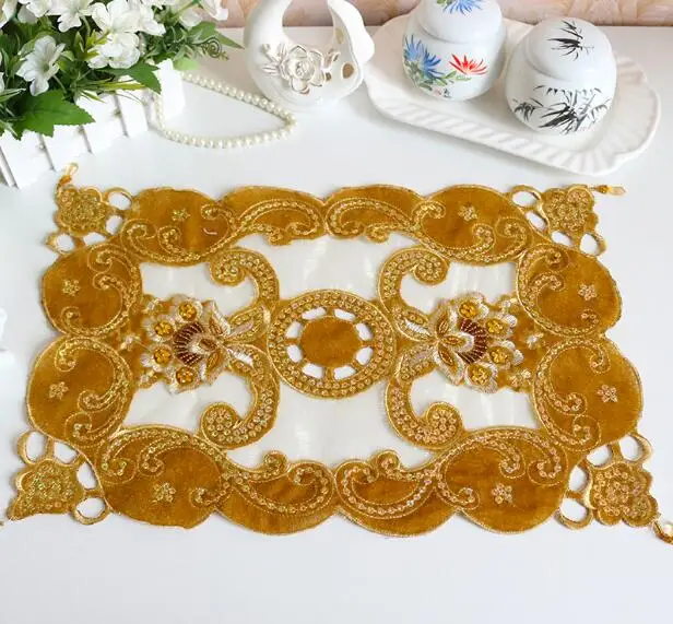 الفاخرة الترتر الذهب التطريز تحديد الموقع كأس القدح الشاي قاعدة أكواب القهوة المطبخ طاولة طعام مكان حصيرة الدانتيل المفرش الزفاف الشراب ساد...