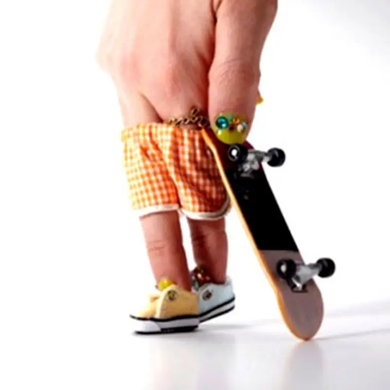 

Finger Skate Park Toy Fingerboard Skate Park Fingerboard ABS Plastic Board Ultimate Parks Mini Skateboard Toys For Children