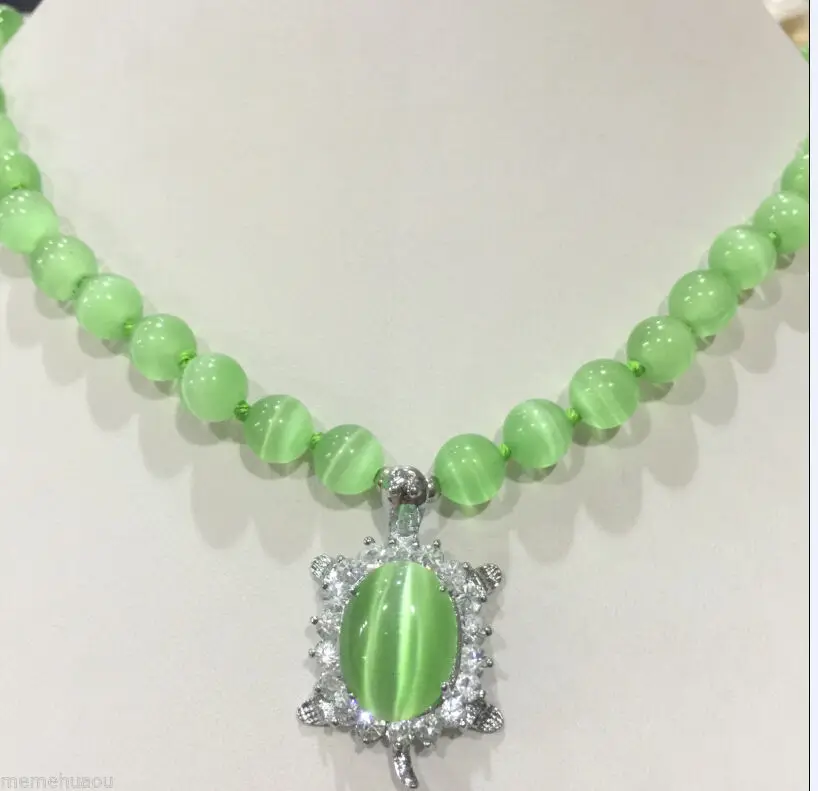 

Hot sale Free Shipping>>New 8mm Green Sri Lanka Moonstone Tortoise Pendant Necklace 18 ''