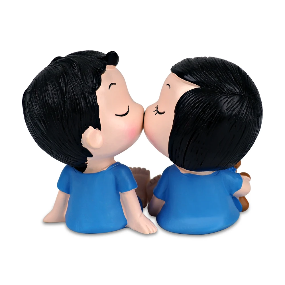 

Car Decal Cute Auto Resin Kawaii Couple Toy Interior Doll Ornament Decoration For BMW Audi Mercedes Benz Porsche Ford Kia Honda