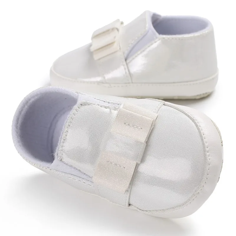 Новинка; обувь для маленьких девочек из искусственной кожи; милая обувь для новорожденных; обувь для малышей; обувь принцессы с мягкой подошвой; нескользящая обувь