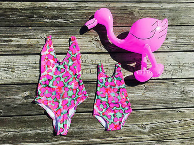 

2017 Mother Daughter Matching Clothes Sexy Bikini Set One Piece Swimwear Swimsuit Bathing Suit Beachwear S-XL + 2-9T