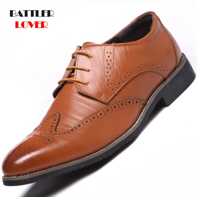 New 2019 Luxury Leather Brogue Mens Flats Shoes Casual British Style Men Oxfords Fashion Brand Dress Shoes For Men Office Shoe