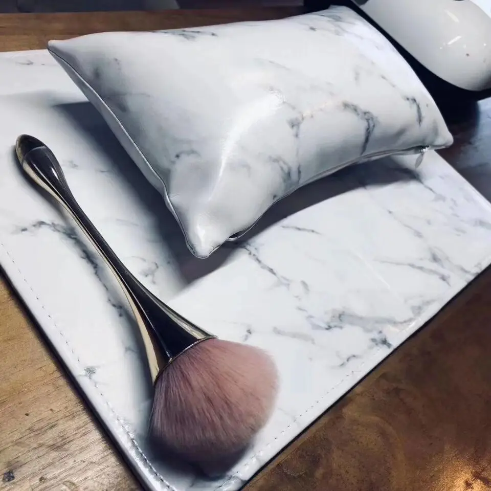 Couro do Plutônio Cor da Arte do Prego Manicure Macio Repousa Lavável 2 Tipsy Francês uv Gel Preto - Branco Travesseiro 1 Pçs Mão 6 Cheap Apoio para mão