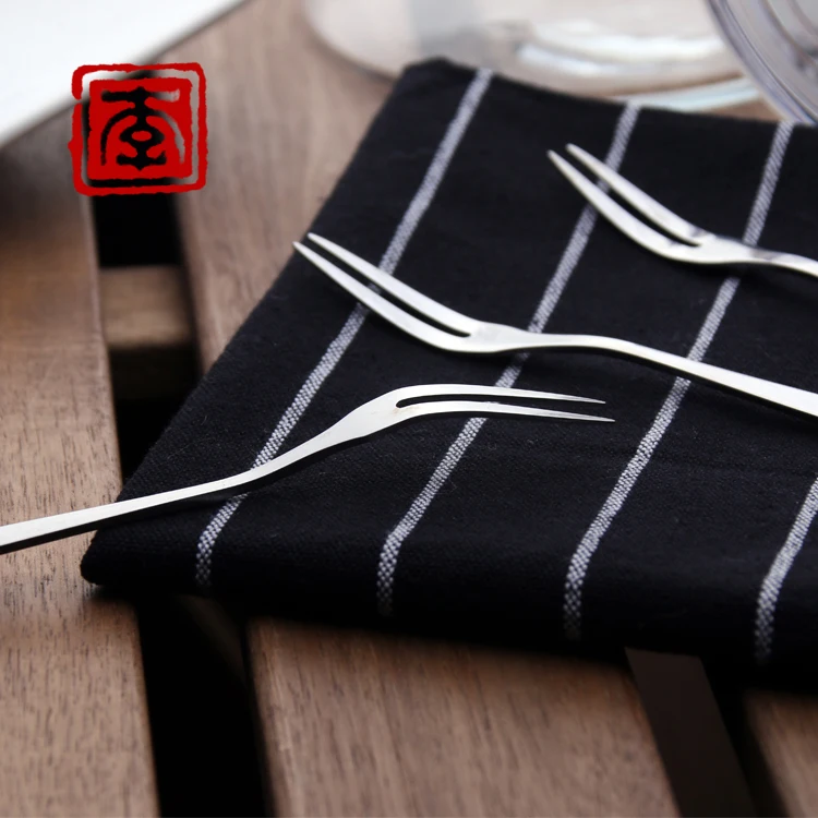 

salad fork salad/Fruit fork Western vegetable fork Stainless steel tableware