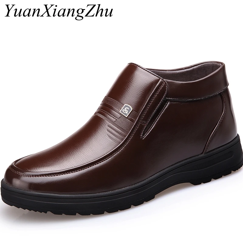 

Plus Size 38-45 Winter Boots Men Genuine Leather Warm Plush Inside Leather Shoes Men Snow Boots High Quality Slip-On Work Shoes