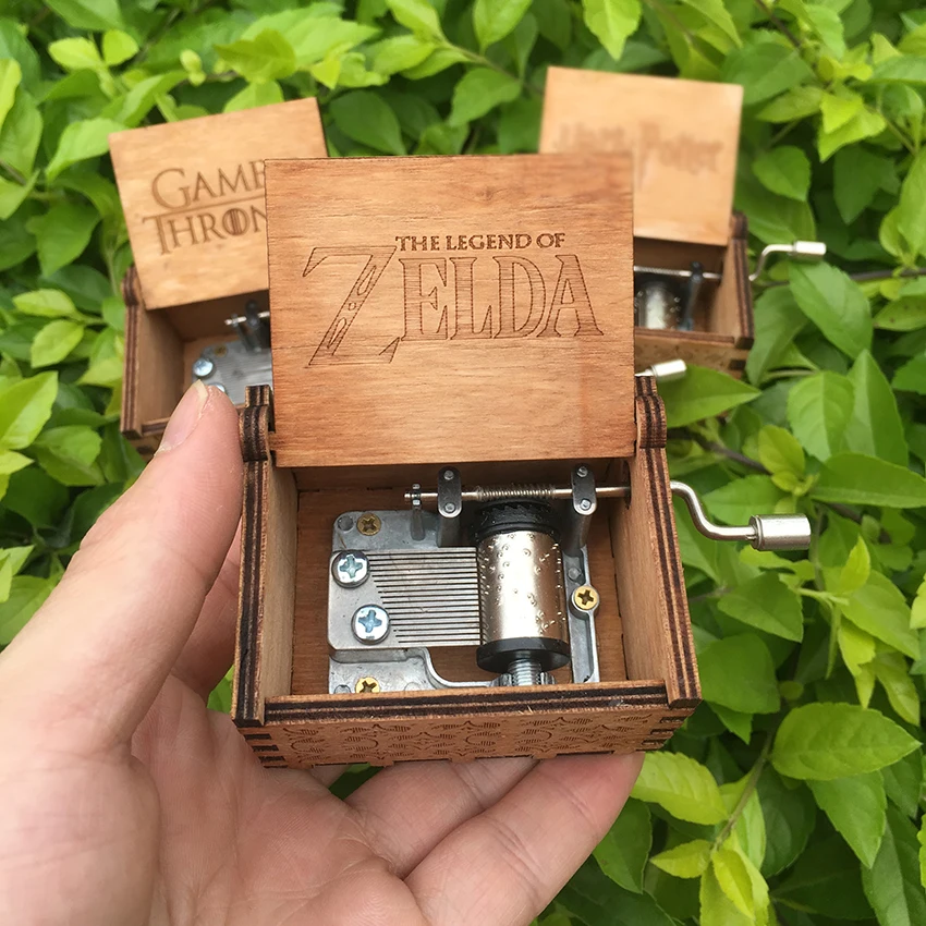 

2019 HOT Juego De Tronos Game of Thrones Music Box Birthday Gift Antique Carved Wooden Hand Crank Music Boxs Free freight