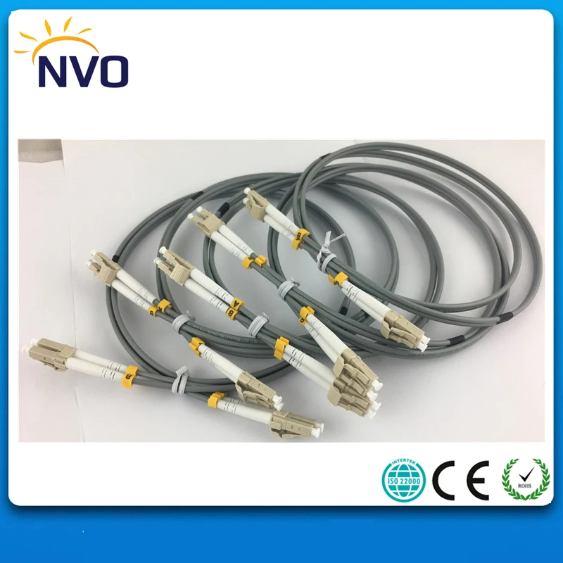 Внутренний LC/UPC мм DX (0 6 плотное буферное волокно) L: 1 м диаметр: 3 0 ПВХ куртка