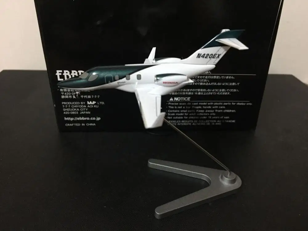 Полностью металлическая модель самолета Hondajet Honda N420EX масштаб 1:144 Зеленый/Белый| |