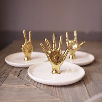 

Gold Hand Jewelry Collection Disk Love / Victory/ Hello Gesture Christmas Birthday Gifts Home Decoration Dropshipping 2019