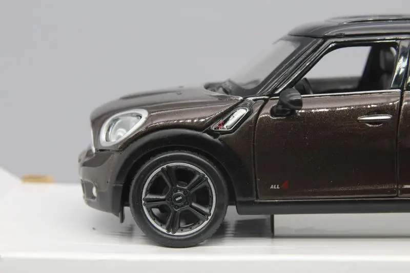 Mai Sto 1:24 Mini Countryman R60 2010- Cooper S сплав модель машинки, Diecast металлические игрушки подарок на день рождения для детей, носки для мальчиков