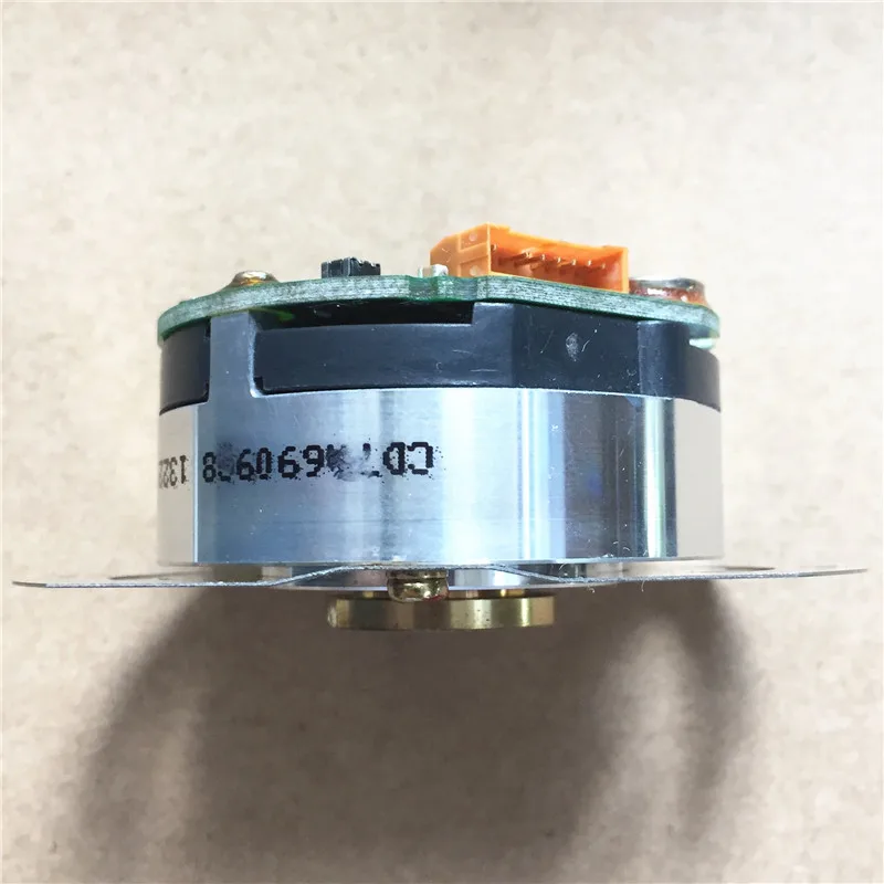 UTSAH-B17CL10 (2)