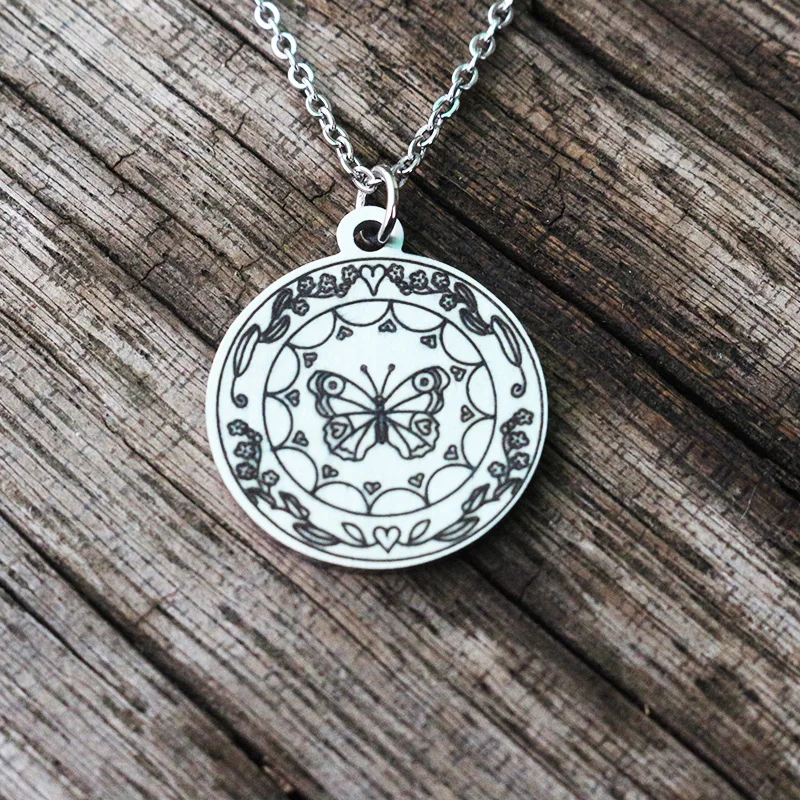 

High quality stainless steel butterfly necklace,Insect lovers gift,flower jewelry