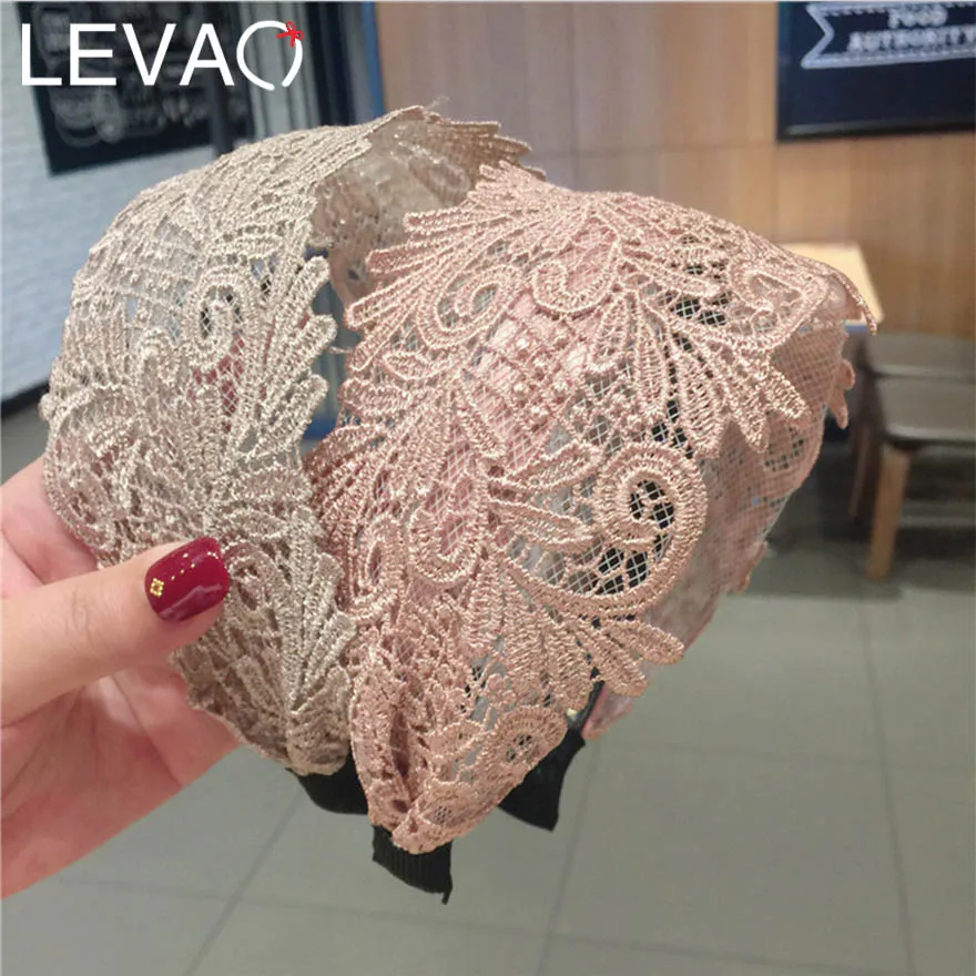 

LEVAO Mori Style Retro Lace Hairband for Personality Girl Simple Hollow Floral Pattern Wide-brimmed Hair Band for Elegant Women