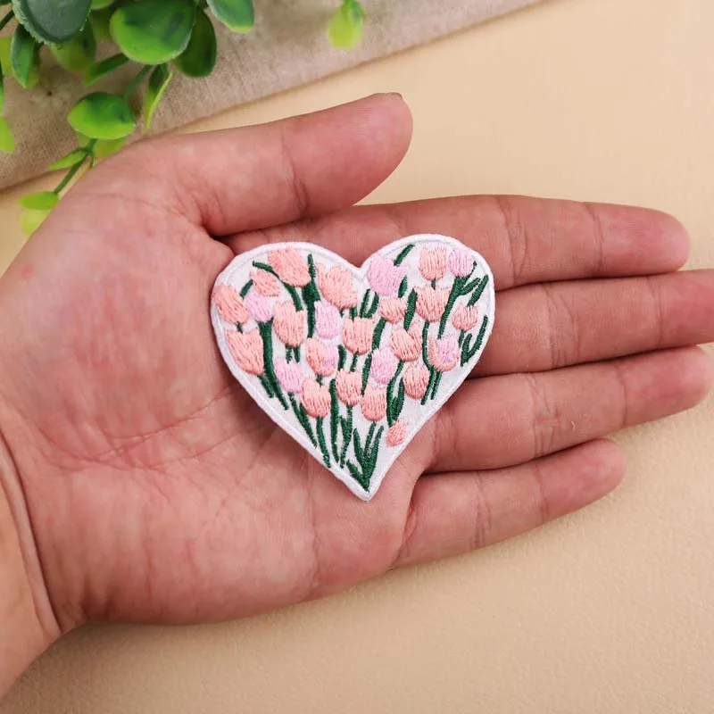 AA FLOWER C