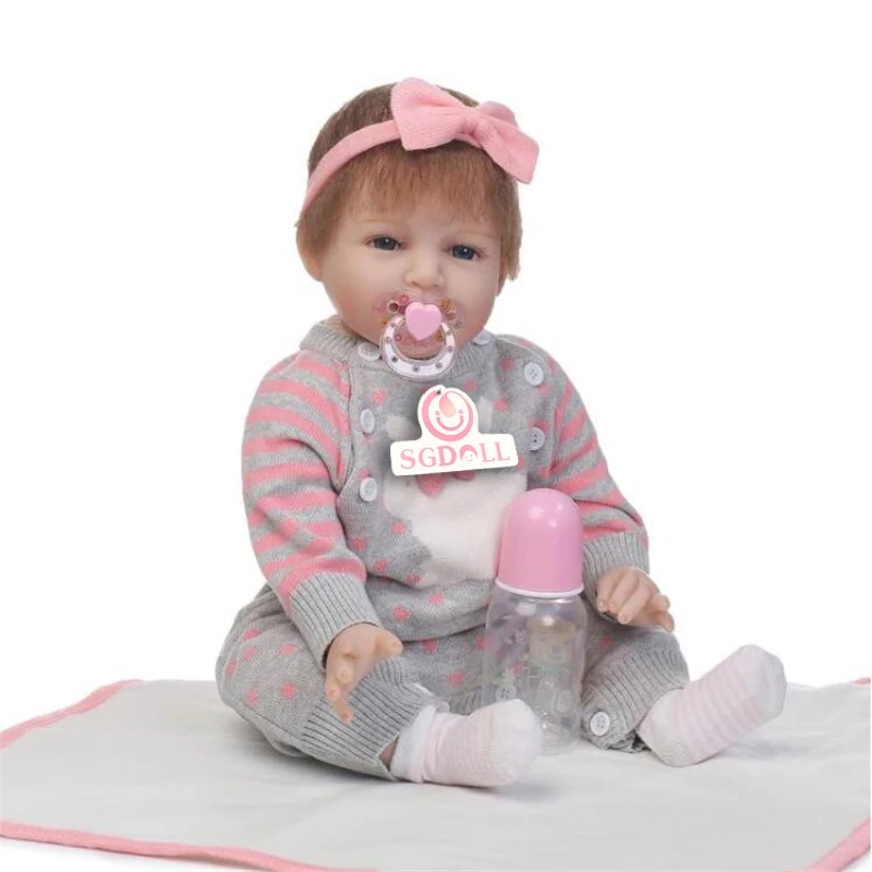 

55cm/22" Reborn Baby Doll Girl Newborn Lifelike Realistic Baby Doll Gifts Soft Vinyl Touch Toy Collection