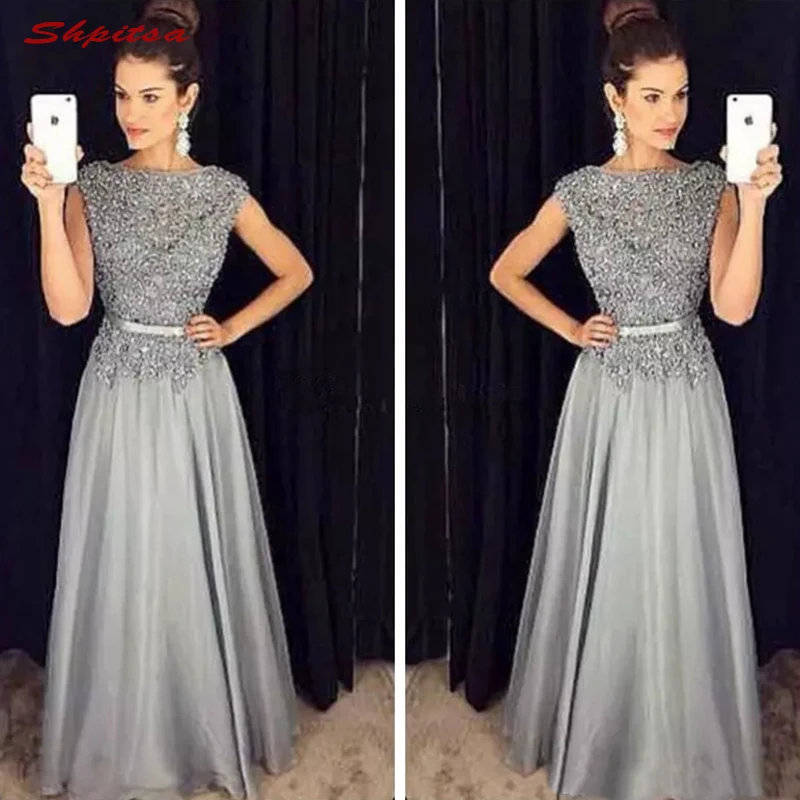 Lange Silver Grey Lace Moeder van de Bruid Jurken voor Bruiloften Plus Size Avondjurken Bruidegom Godmother 2018 Lange Silver Grey Lace Moeder van de Bruid Jurken voor Bruiloften Plus Size Avondjurken Bruidegom Godmother 2018